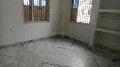 Bedroom Image of 850 Sq.ft 2 BHK Independent House for rent in Khemnichak Patna for Rs. 10000