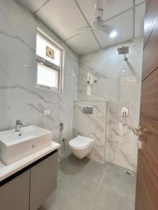 Image of 1600 Sq.ft 3 BHK Builder Floor for sale in BPTP Astaire Garden Floors, Sector 70A, Gurgaon for Rs. 18000000