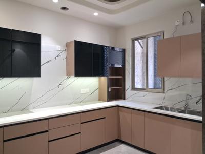 Kitchen Image of 1800 Sq.ft 3 BHK Builder Floor for sale in Paschim Vihar New Delhi for Rs. 35000000