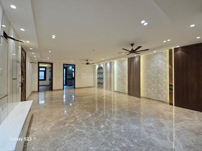 Hall Image of 2800 Sq.ft 4 BHK Builder Floor for sale in Mansarover Garden New Delhi for Rs. 50000000