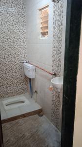 Bathroom Image of 450 Sq.ft 1 RK Independent House for rent in Manjari Budruk Pune for Rs. 5500