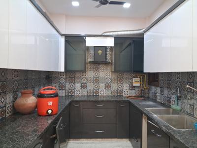 Kitchen Image of 900 Sq.ft 2 BHK Builder Floor for sale in Ramesh Nagar New Delhi for Rs. 15000000