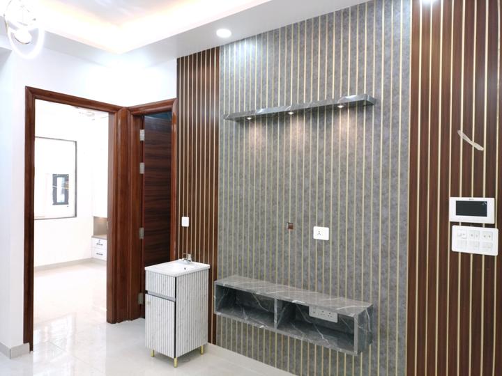 Dwarka sector 8 Main Image 1