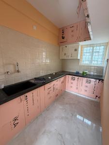 Kitchen Image of 800 Sq.ft 2 BHK Apartment / Flat for rent in Aduru Bengaluru for Rs. 20000