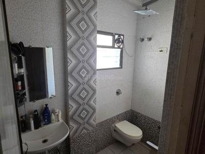 Bathroom Image of 800 Sq.ft 1 BHK Apartment / Flat for rent in Trimurti Nagar Nagpur for Rs. 20000
