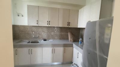 Kitchen Image of 950 Sq.ft 2 BHK Apartment / Flat for rent in Experion The Heartsong, Sector 108 Gurgaon for Rs. 40000