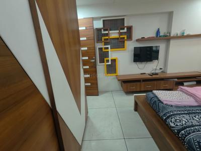 Bedroom Image of 2394 Sq.ft 4 BHK Apartment / Flat for sale in Bodakdev Ahmedabad for Rs. 21500000