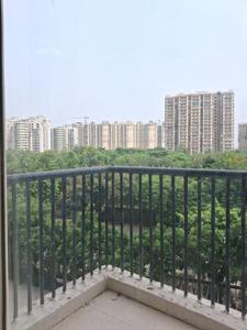 Bedroom One Image of 999 Sq.ft 2 BHK Apartment / Flat for sale in Amrapali Platinum, Sector 119 Noida for Rs. 9050000