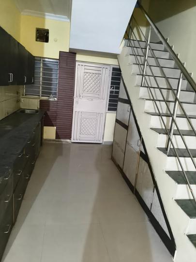 Shiva Royal park Kitchen 1