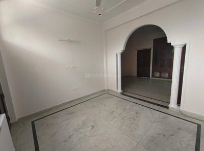 Bedroom Image of 2367 Sq.ft 3 BHK Builder Floor for rent in Sector 40 Gurgaon for Rs. 45000