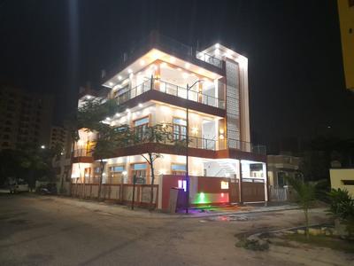 Image of 1903 Sq.ft 3 BHK Builder Floor for rent in Jankipuram, Lucknow for Rs. 20500