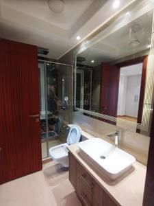 Bathroom Image of 2200 Sq.ft 3 BHK Builder Floor for sale in Hauz Khas New Delhi for Rs. 45000000