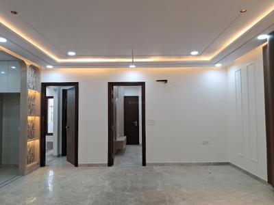 Living Room Image of 2340 Sq.ft 4 BHK Builder Floor for sale in Paschim Vihar New Delhi for Rs. 42500000