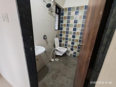 Bathroom Image of 750 Sq.ft 2 BHK Apartment / Flat for sale in Saptarshi Classic, Kurla East Mumbai for Rs. 19000000