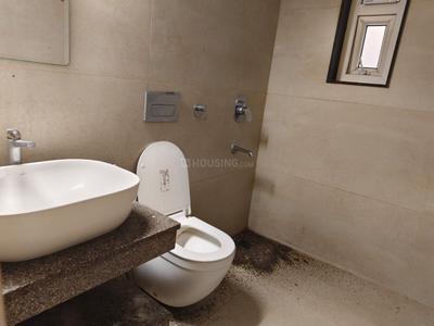 Image of 1300 Sq.ft 2.5 BHK Apartment / Flat for sale in DDA Sector C Pocket 6, Vasant Kunj, New Delhi for Rs. 36000000