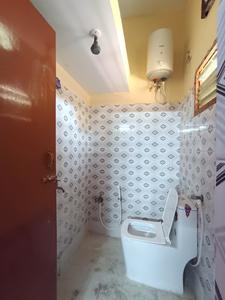 Bathroom Image of 1800 Sq.ft 3 BHK Builder Floor for rent in Tarnaka Secunderabad for Rs. 26000