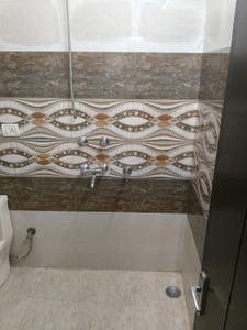 Bathroom Image of 1800 Sq.ft 4 BHK Duplex for sale in Lajpat Nagar New Delhi for Rs. 22500000