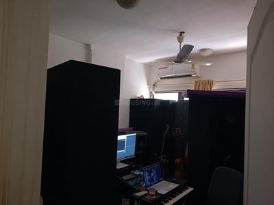 Bedroom Image of 1300 Sq.ft 3 BHK Apartment / Flat for sale in Vardhan Poseidon, Andheri West Mumbai for Rs. 35000000
