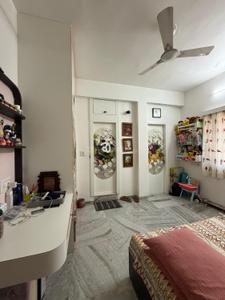 Bedroom Image of 2700 Sq.ft 3.5 BHK Apartment / Flat for sale in Maninagar Ahmedabad for Rs. 13000000