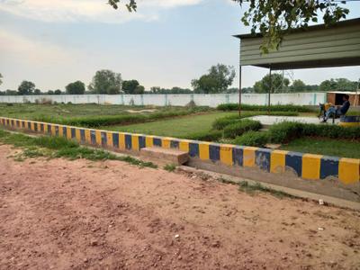 Image of 540 Sq.ft Residential Plot / Land for sale in Idgah Colony, Agra for Rs. 390000