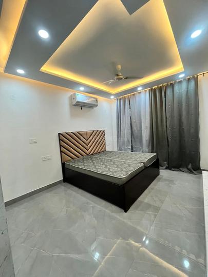 Saket Bedroom 1