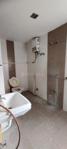 Bathroom Image of 1500 Sq.ft 3 BHK Apartment / Flat for rent in Tarabai Park Kolhapur for Rs. 23000