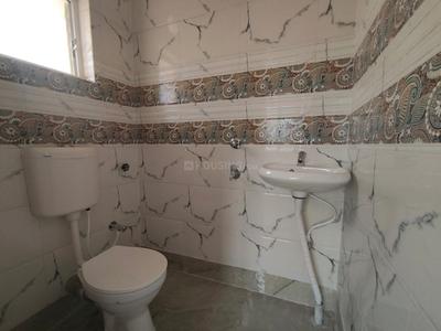 Bathroom Image of 1223 Sq.ft 3 BHK Apartment / Flat for sale in Kalikapur, EM Bypass Kolkata for Rs. 6650000