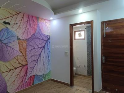 Bedroom Image of 1450 Sq.ft 3 BHK Builder Floor for rent in Sector 24 Rohini New Delhi for Rs. 40000