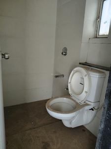 Common Bathroom Image of 1246 Sq.ft 2 BHK Apartment / Flat for sale in Indiabulls Greens, Panvel Navi Mumbai for Rs. 7000000