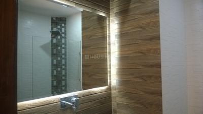 Bathroom Image of 4500 Sq.ft 4 BHK Builder Floor for sale in Hauz Khas New Delhi for Rs. 145000000