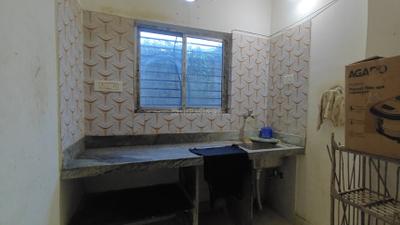 Kitchen Image of 616 Sq.ft 2 BHK Apartment / Flat for sale in Keshtopur Kolkata for Rs. 2100000