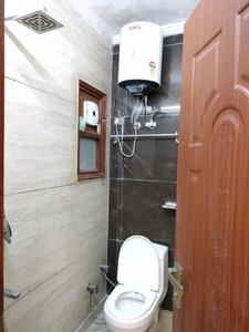 Common Bathroom Image of 650 Sq.ft 2 BHK Builder Floor for sale in DDA Residential Flats, Sector 8 Dwarka New Delhi for Rs. 11500000