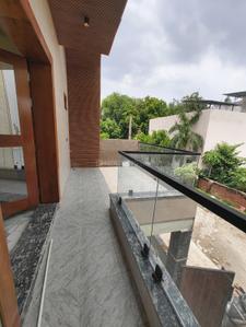 Balcony Image of 1050 Sq.ft 4 BHK Duplex for sale in Sikandra Agra for Rs. 12500000