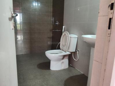Bathroom Image of 1000 Sq.ft 2 BHK Apartment / Flat for sale in Siddha Pines, Rajarhat Kolkata for Rs. 6000000