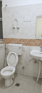 Bathroom Image of 484 Sq.ft 1 BHK Apartment / Flat for sale in Indraprashtha Yojna Ghaziabad for Rs. 2100000