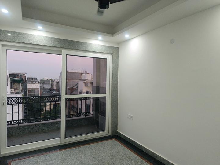 Neb Sarai Main Image 1