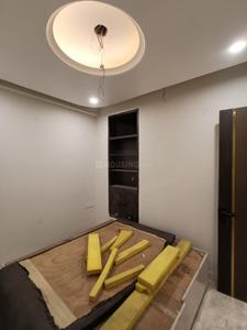 Bedroom Image of 2000 Sq.ft 4 BHK Builder Floor for sale in Laxmi Nagar New Delhi for Rs. 23000000