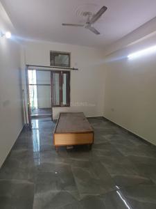 Bedroom Image of 1200 Sq.ft 2 BHK Builder Floor for rent in Sector 122 Noida for Rs. 22000
