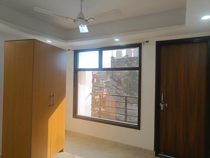 Saket Bedroom 1