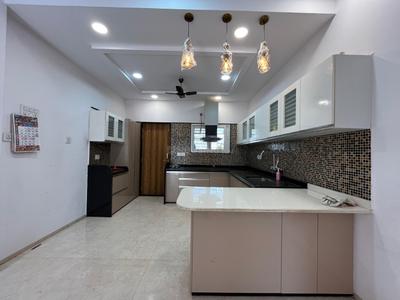 Kitchen Image of 1200 Sq.ft 3 BHK Duplex for rent in Raj Tower, Zingabai Takli Nagpur for Rs. 25000