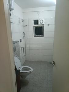 Bathroom Image of 1600 Sq.ft 3 BHK Apartment / Flat for rent in Ashok Nagar Chennai for Rs. 50000