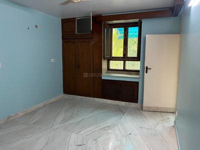 Bedroom Image of 1600 Sq.ft 3 BHK Apartment / Flat for rent in Sector 34 Noida for Rs. 48000