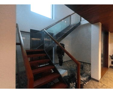 Image of 4500 Sq.ft 6 BHK Duplex for rent in Sector 39, Noida for Rs. 450000