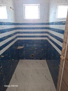 Bathroom Image of 700 Sq.ft 2 BHK Apartment / Flat for sale in Ganguly Bagan Kolkata for Rs. 3500000