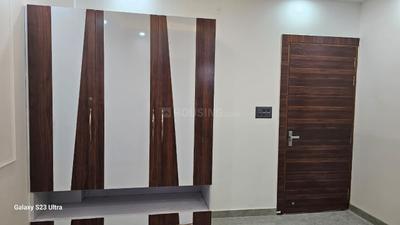 Bedroom Image of 100 Sq.ft 3.5 BHK Villa for sale in SR Signature Villas, Sector 16B Noida for Rs. 13500000