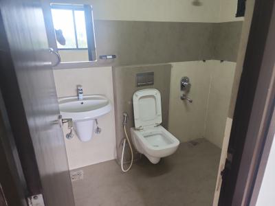 Image of 1627 Sq.ft 3 BHK Apartment / Flat for sale in Jhaveri Silver Lake Vista, New Rani Bagh, Indore for Rs. 12500000