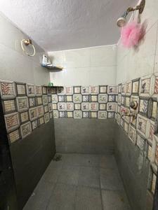 Bathroom Image of 800 Sq.ft 2 BHK Independent House for rent in Sudama Nagar Indore for Rs. 15000