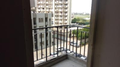 Balcony Image of 490 Sq.ft 2 BHK Apartment / Flat for sale in Signature Global Solera, Sector 107 Gurgaon for Rs. 4500000