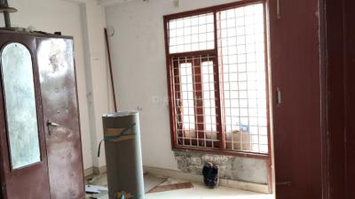 Bedroom Image of 950 Sq.ft 2 BHK Independent House for rent in Vasant Kunj New Delhi for Rs. 26000
