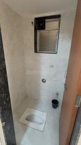 Bathroom Image of 1500 Sq.ft 3 BHK Apartment / Flat for rent in Prabhat Colony Nashik for Rs. 18000